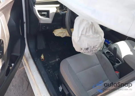 2015 Toyota Corolla Le from USA, damaged, VIN 2T1BURHE2FC434954